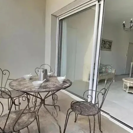 Lejlighed Bel Ppartement En Plein Centre