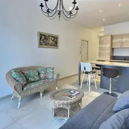Bel Ppartement En Plein Centre Valras-Plage